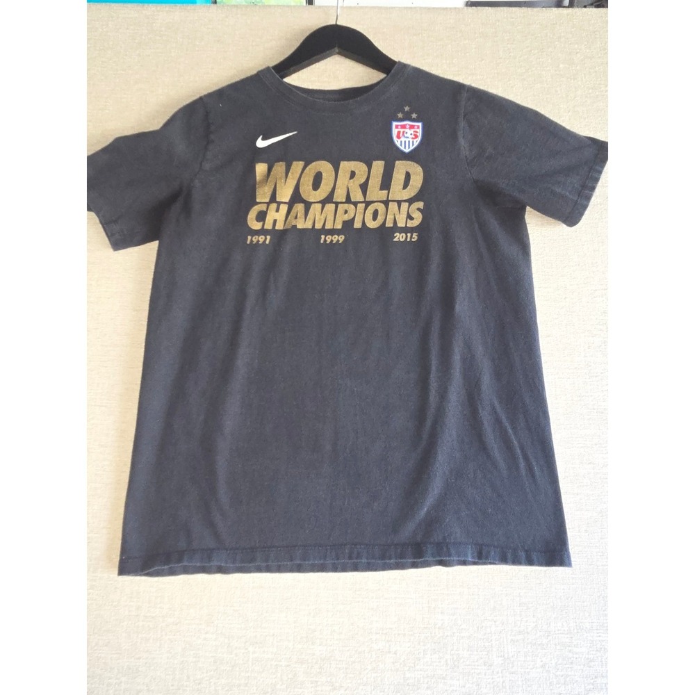 Nike USA Soccer World Champions 2015 Youth XL Black Graphic T-Shirt USWNT